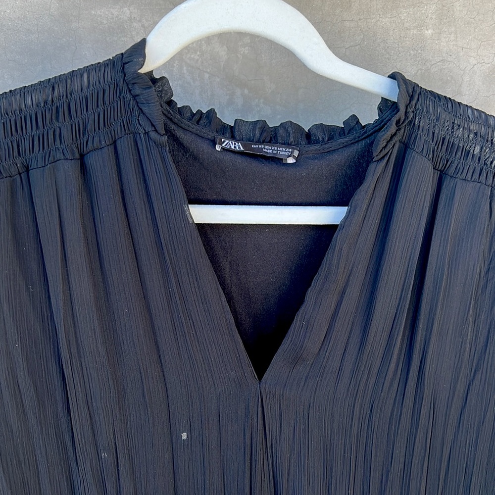 Black Zara shift dress